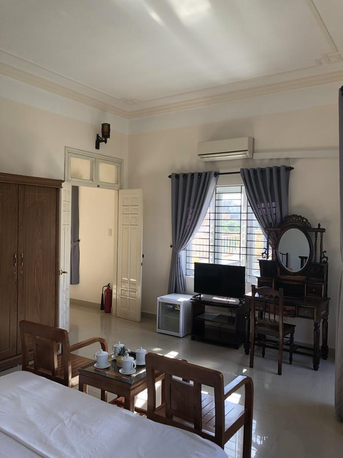 Three Palms Homestay Хойан Экстерьер фото
