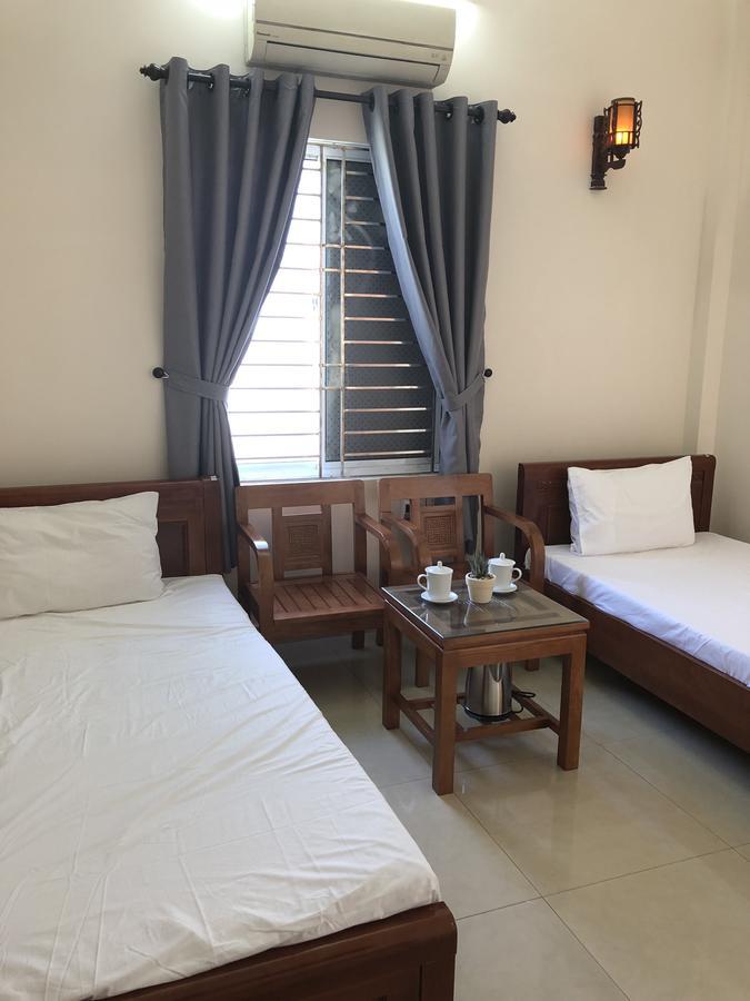 Three Palms Homestay Хойан Экстерьер фото