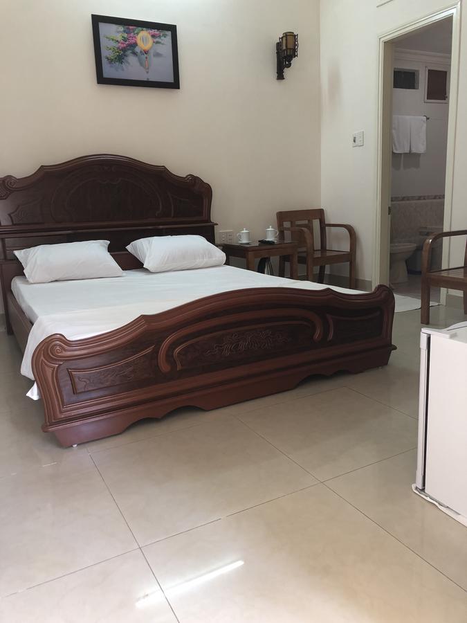 Three Palms Homestay Хойан Экстерьер фото